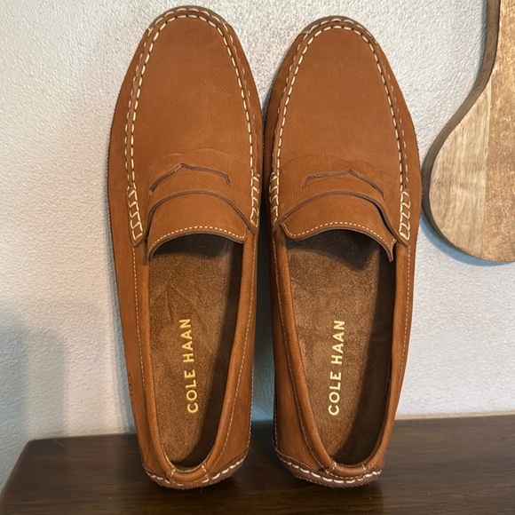 NWOT Men’s Cole Haan Size 10 Brown Penny Loafers - Picture 1 of 12